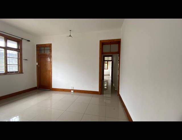 2 BEDROOM FLAT FOR SALE IN GLENWOOD